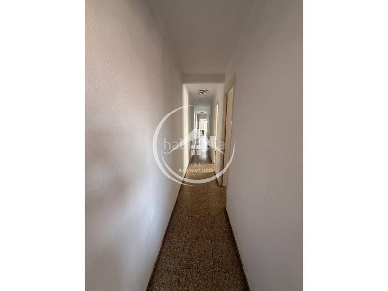 Foto 7b153975-4ef4-4449-baea-72075d5f243d. Pis a Zona Concordia Burjassot