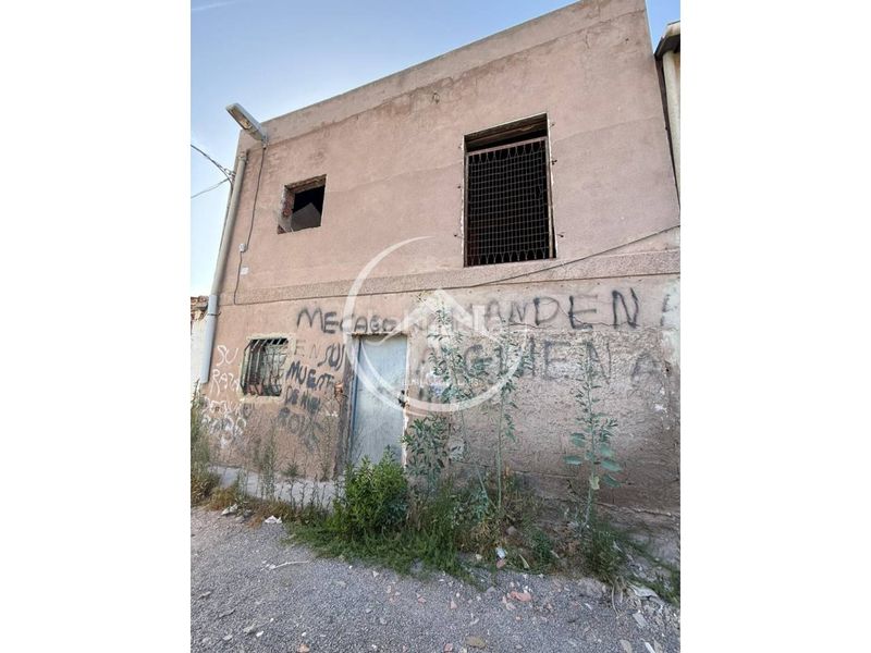 Foto 2aa7e991-9101-4d2a-b52d-e5a160d4b2e8. Terreny residencial a Avenida de Abril-9 de Octubre Sagunt