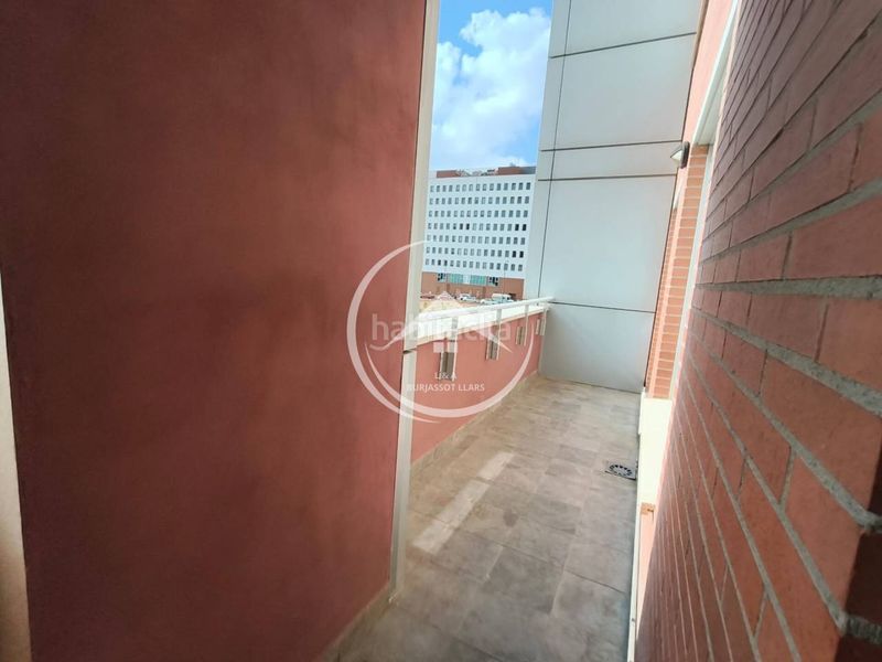 Foto b9750534-86c0-4ce4-97cc-c2c775f50d82. Pis amb calefacció aparcament a L´Eixereta Burjassot