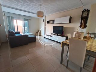 Rent Flat  Avenida pi y margall. Excelente ático para disfrutarlo mientras estudias,  una amplia