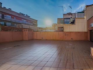 Erdgeschoss  Calle de roca i roca. Planta baja con terraza de 120 m2 en sant pere nord soleada, mod