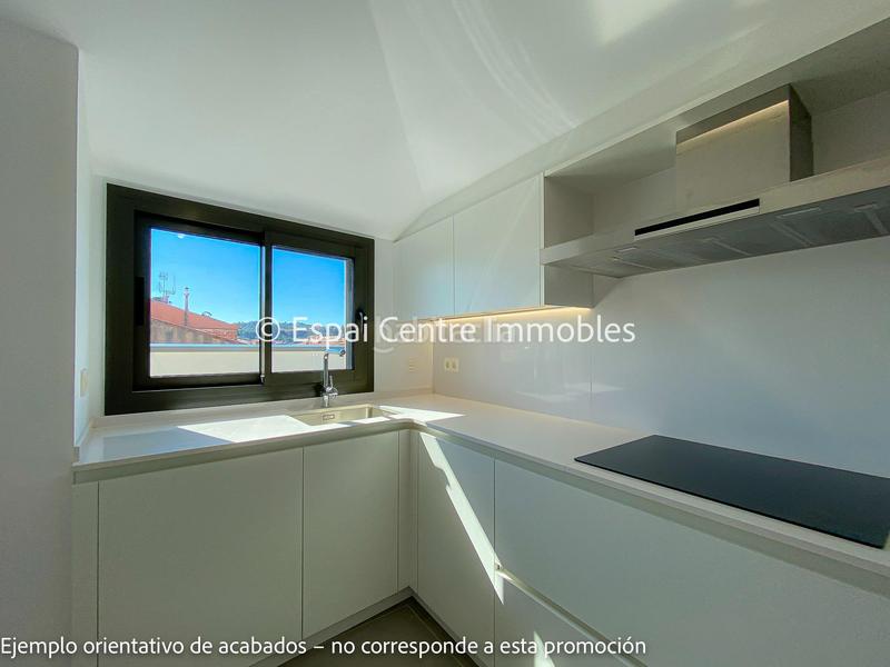 Foto 538deefa-806e-4f38-8567-ef1251a2f71e. Piano terra con riscaldamento in Segle XX Terrassa