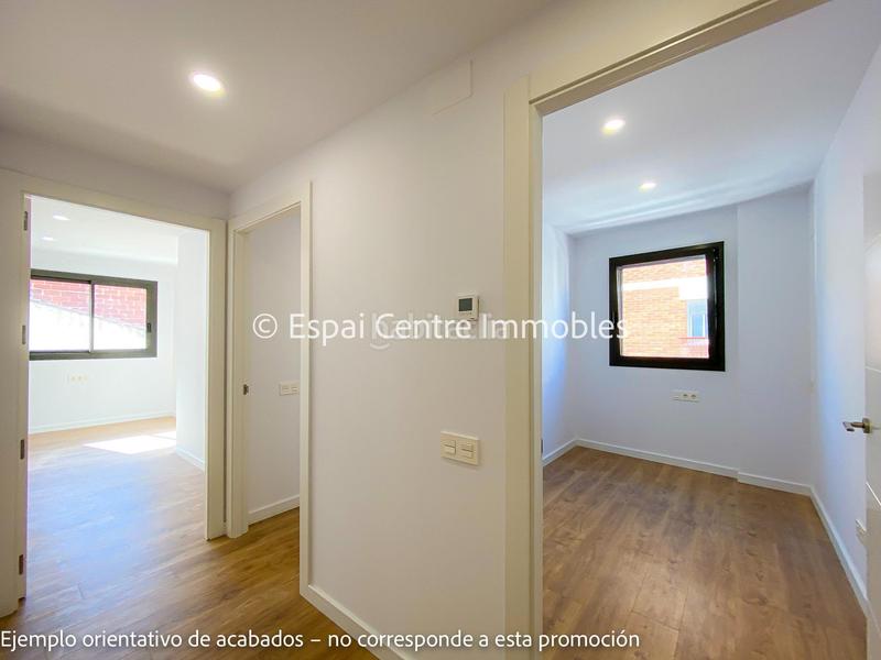 Foto bca89976-1e96-452c-9cb5-c58f82858093. Piano terra con riscaldamento in Segle XX Terrassa