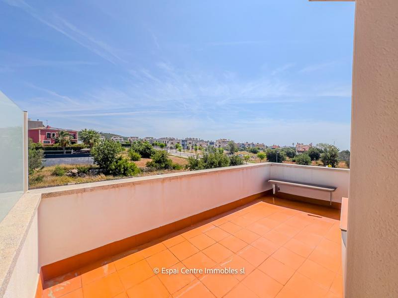 Foto b1368498-b5d8-466b-aabb-6b3e0de12d94. Casa aparellada amb calefacció aparcament piscina a Roda de Barà