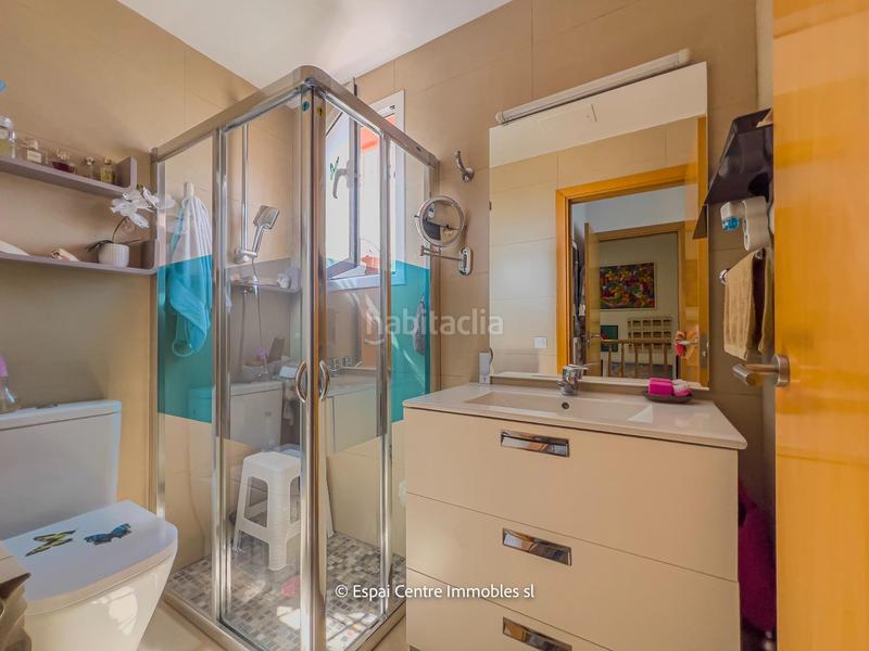 Foto b64cc2b0-bacb-4b17-b48d-4aade53d87b7. Casa aparellada amb calefacció aparcament piscina a Roda de Barà