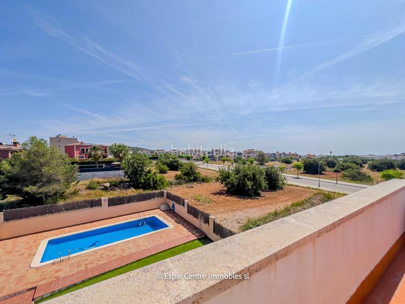 Foto ee98b55f-b8d8-4496-aa85-e51d51e7a9a7. Casa aparellada amb calefacció aparcament piscina a Roda de Barà