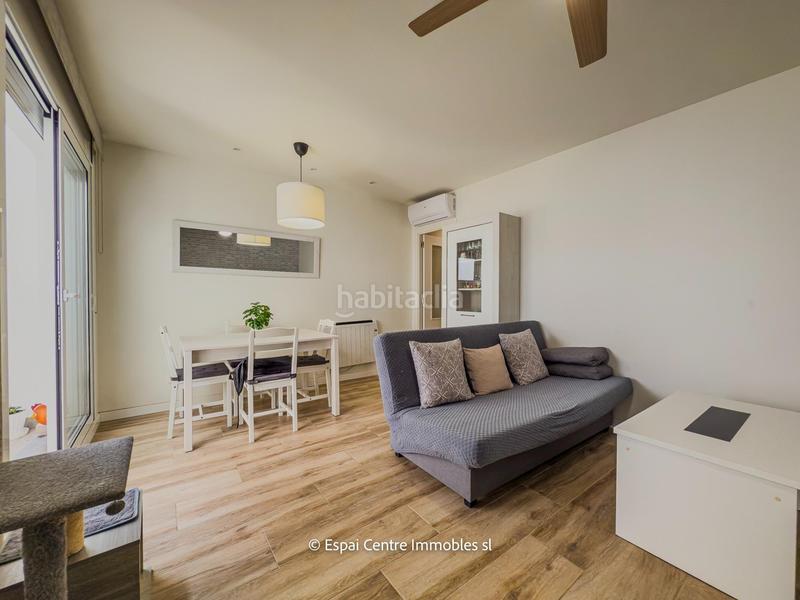 Foto 24d21eff-a8a6-4b44-b763-52a1d3e60e06. Maison jumelée avec chauffage dans Can Palet Terrassa