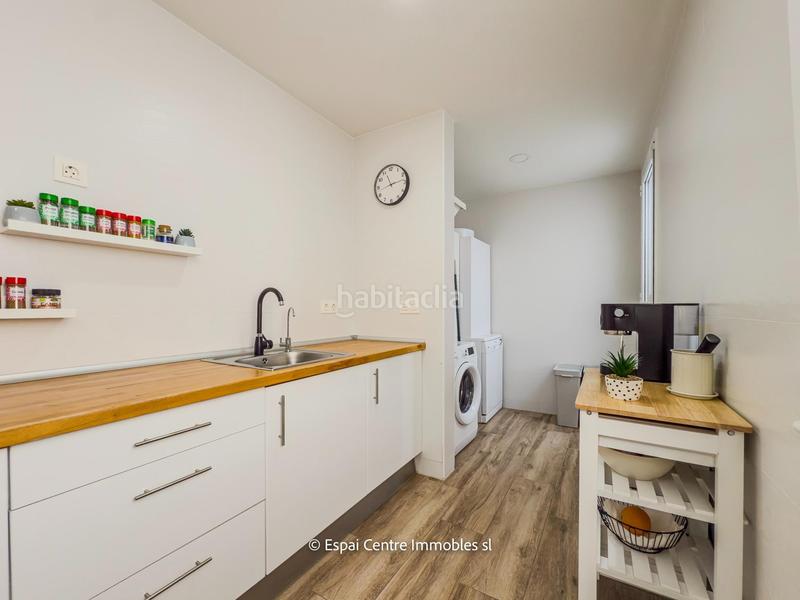 Foto 6368b20b-e1e9-4d0b-8e67-ab52f2dc2670. Maison jumelée avec chauffage dans Can Palet Terrassa