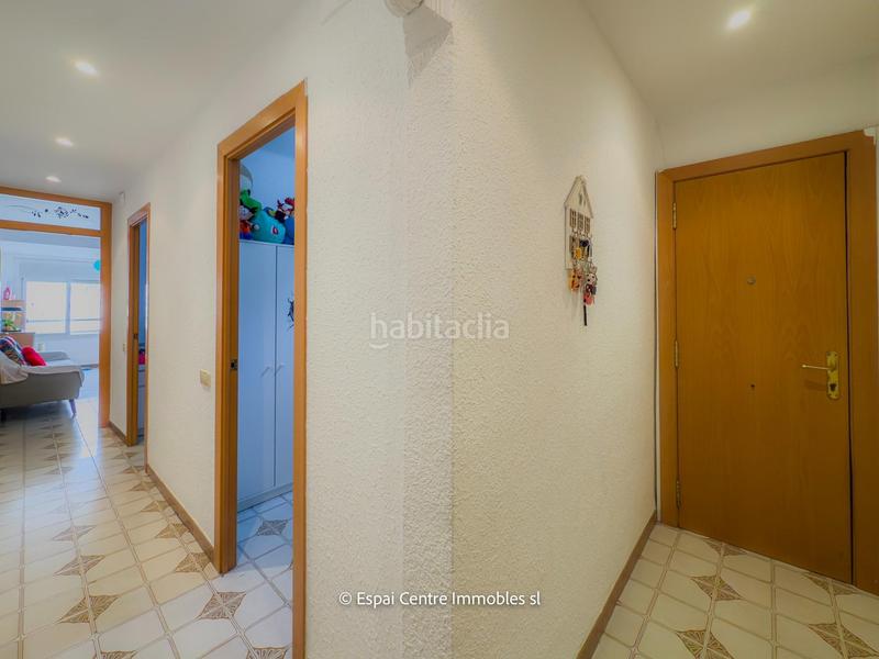 Foto c1f4567d-6bce-4649-877f-c4bc395eb36e. Casa adosada en exclusiva vive en la mejor zona de Sant Pere Nord casa con garaje, terrazas y estudio en Terrassa