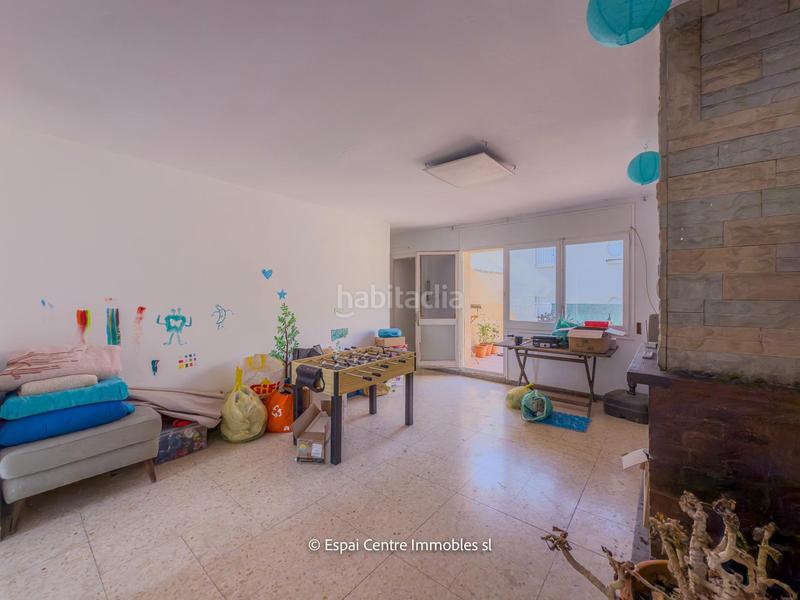 Foto f24ec1db-8b1a-4b2d-aac0-82d918c546ff. Casa adosada en exclusiva vive en la mejor zona de Sant Pere Nord casa con garaje, terrazas y estudio en Terrassa