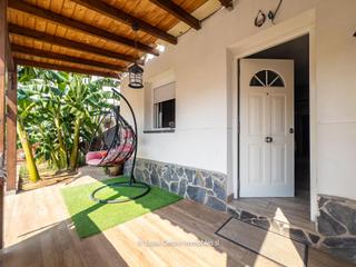 Maison  Calle de l'argentera. Casa independiente a cuatro vientos en el centro de vallirana