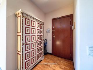 Pis  Jaume i, de. Vive en sant pere piso de 88 m con 3 habitaciones, 2 baños y sal