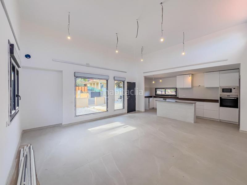 Foto 589f2c17-8c2f-48bd-93bd-4a4ea89fdbab. Casa amb aparcament piscina a Canyelles