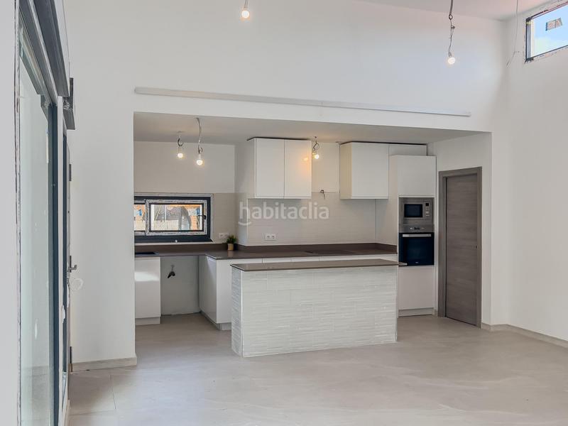 Foto 58a5e3ea-a401-4548-8544-b2554fb556b9. Casa amb aparcament piscina a Canyelles