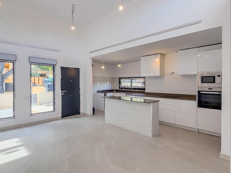 Foto 73e0b520-2814-4c03-9d0a-368f08d34ad5. Casa amb aparcament piscina a Canyelles