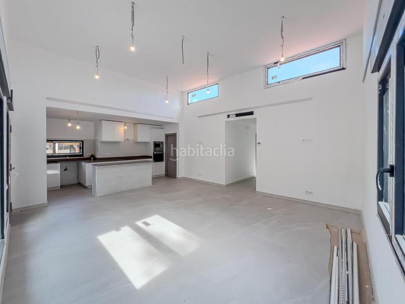 Foto f1a90249-7131-4983-8130-bbc4028f42d8. Casa amb aparcament piscina a Canyelles