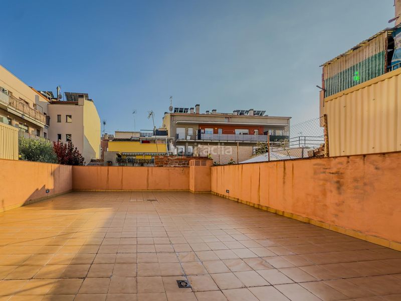 Foto 66b96838-d2e3-43c4-8378-6004ba8af68c. Planta baixa amb calefacció a Sant Pere Nord Terrassa