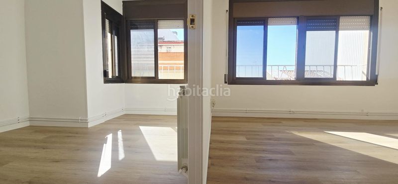 Foto 6995799a-53f8-4575-8646-fa59db537996. Pis amb calefacció a Can Palet Terrassa