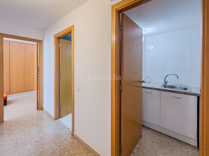 Foto 45777ac7-69f0-4570-b733-1049ff4eeae3. Planta baixa amb calefacció aparcament piscina a Viladecans