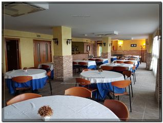 Local Comercial en Torre del rey 4. Local comercial con calefacción y aire acondicionado