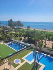 Apartament a Amplaries 17. Terrazas i frontal