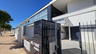 Appartement en Hungria. Obra nueva sol y mar