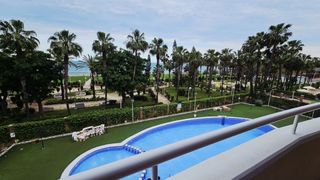 Apartament a Amplaries 13. Acapulco ii