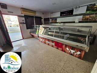 Lloguer Local Comercial  Anbal gonzlez. Oportunidad!! disponible ya!!