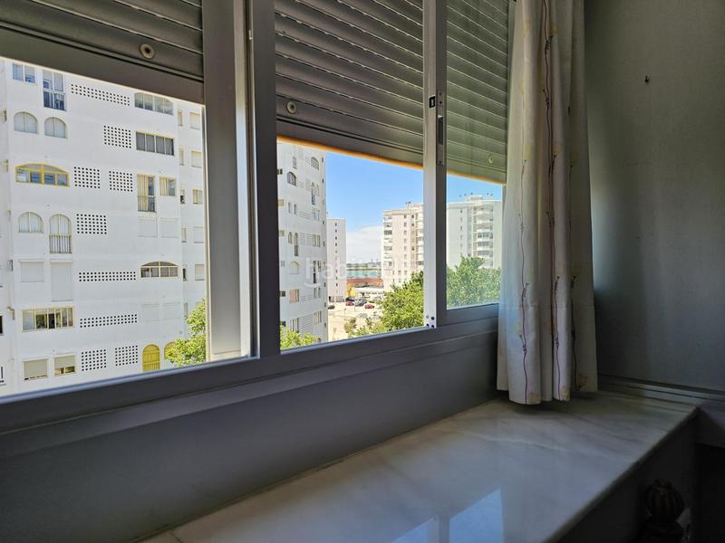 Foto a247f29b-0b30-426a-bf93-bf469c6227eb. Rent penthouse with pool in Valdelagrana Puerto de Santa María (El)