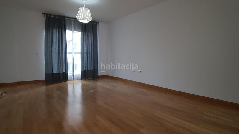 Foto 7e4af634-5a62-4a2a-a378-e4e7022b9b68. Rent flat with parking in Madre de Dios Jerez de la Frontera