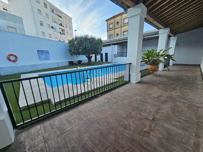 Foto eea7524b-a14f-4d87-a94c-b0542e96b0c6. Dúplex amb piscina a Centro Jerez de la Frontera