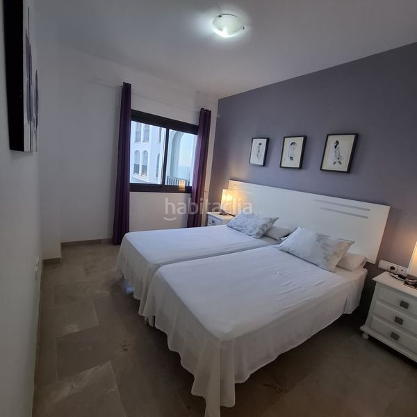 Foto 2b9e3ee0-bfec-4d63-be35-8f0d6cbbf4bc. Apartament amb aparcament piscina a Puerto de la Duquesa Manilva