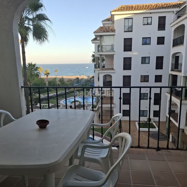Foto 5f757154-ec7c-4187-b941-120043aa1756. Apartament amb aparcament piscina a Puerto de la Duquesa Manilva