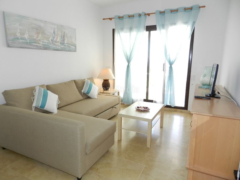 Foto b5d2200a-aaec-4cdb-9f54-4d1ef7288b11. Apartament amb aparcament piscina a Puerto de la Duquesa Manilva