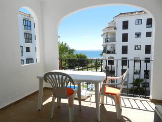 Apartament  Urbanizacion marina de la duquesa. Coqueto apartamento en duquesa suites
