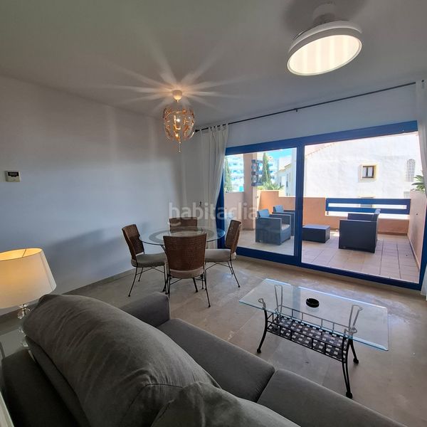 Foto 6a7e2de6-d6a2-4c5d-bf20-8cb0122222c5. Apartament amb calefacció aparcament piscina a La Duquesa Manilva
