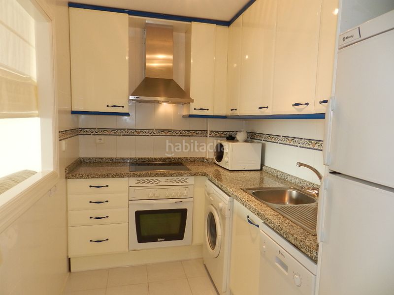 Foto 72d615f5-f07d-4fb5-afe4-01b8b44c03bc. Apartament amb calefacció aparcament piscina a La Duquesa Manilva