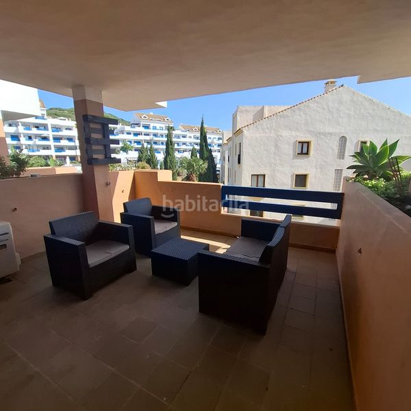 Foto 7ff25411-4288-4834-bb50-9f0f125f90cb. Apartament amb calefacció aparcament piscina a La Duquesa Manilva