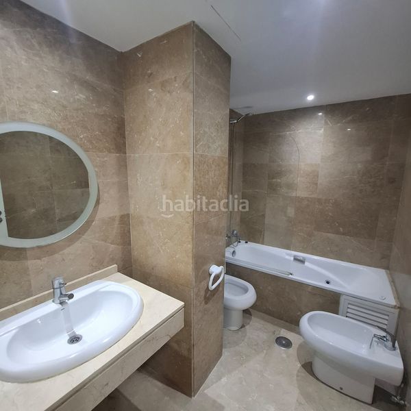 Foto e9207a83-e66a-455a-bc0e-7ad0616e545d. Apartament amb calefacció aparcament piscina a La Duquesa Manilva
