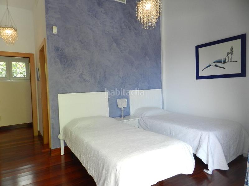 Foto 999350e3-71a1-48fe-b04c-50255459a54d. Casa amb aparcament piscina a Chullera Manilva