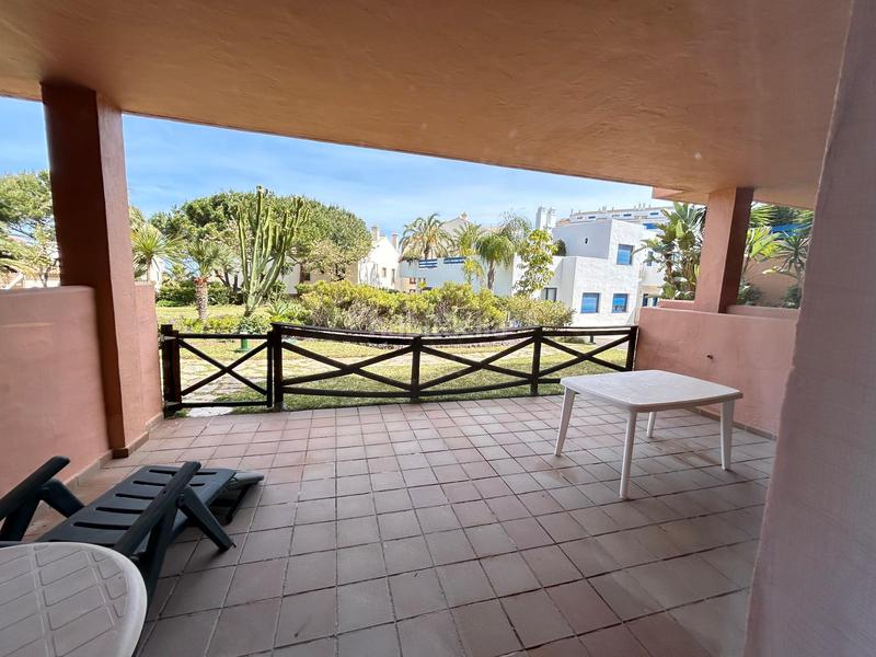 Foto f5e7c480-a87d-47d9-8f00-6143b062605d. Apartamento luminoso apartamento en duquesa suites en Manilva
