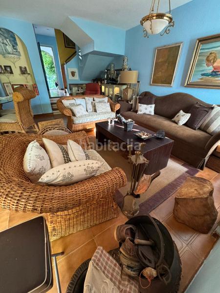 Foto 635e95ee-12eb-45d0-a942-ef3ea7eb9a5f. Reihenhaus mit kamin pool in marina de Casares Casares