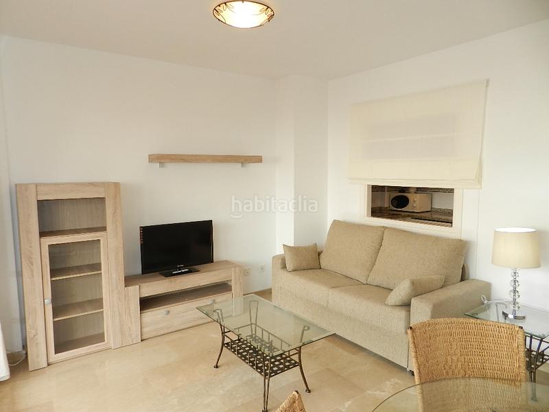 Foto 47e89ae4-63f3-49c4-8f9f-12a8e91755c9. Apartament amb calefacció aparcament piscina a La Duquesa Manilva