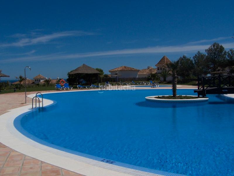 Foto 9a17a12e-3b27-4346-a7cf-c85d330d3bc7. Apartament amb calefacció aparcament piscina a La Duquesa Manilva