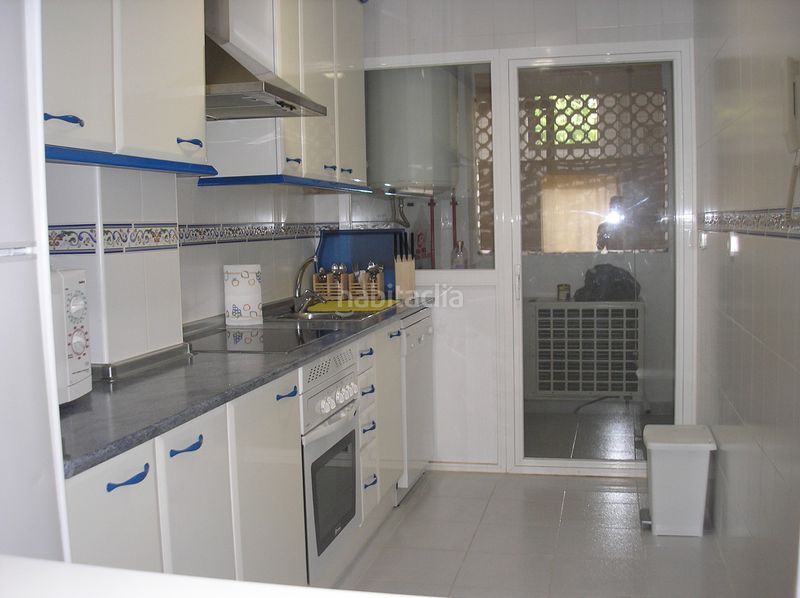 Foto 7cd21f65-2cb7-40c4-955b-03b2d8791ce7. Pis amb aparcament piscina a La Duquesa Manilva