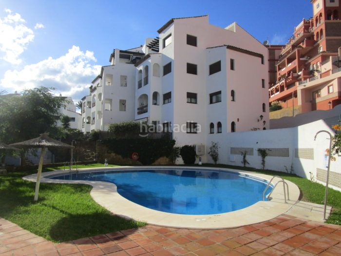 Foto b9efe84b-7347-4f47-8881-5114c3447d80. Pis amb aparcament piscina a La Duquesa Manilva