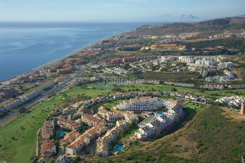 Foto ac28c863-607f-46c0-bdc4-54e784dcdcf0. Apartament amb calefacció aparcament piscina a La Duquesa Manilva