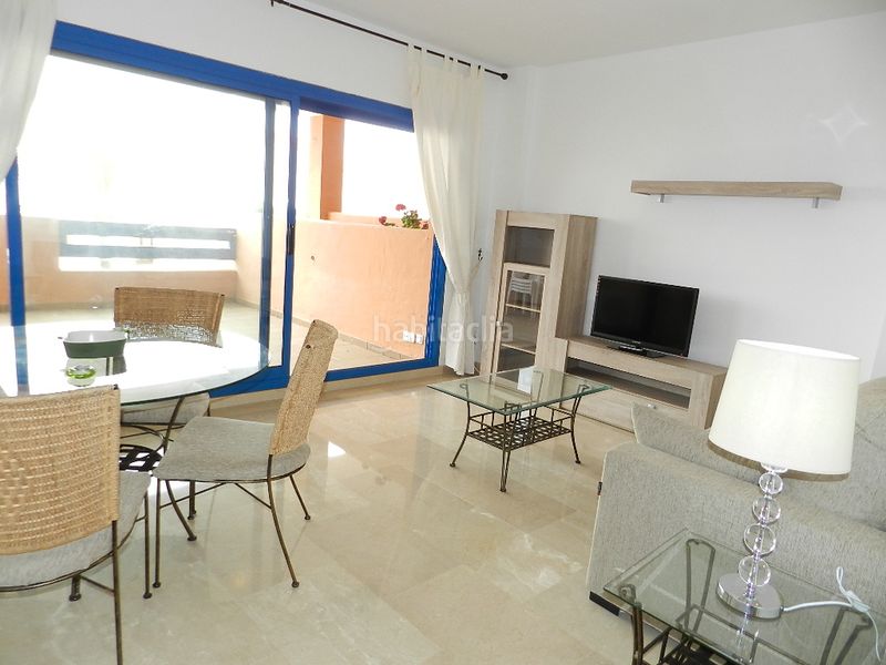 Foto df8e80e5-cb45-4a55-b9ca-a61b0fbefa43. Apartament amb calefacció aparcament piscina a La Duquesa Manilva