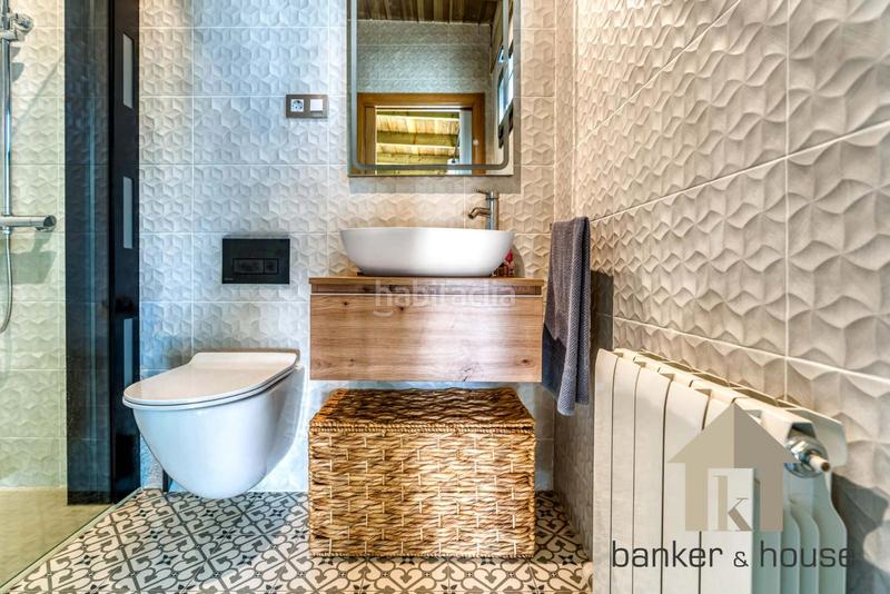 Foto 07468b52-3f52-47ae-af5e-d1b768ff3cf8. Casa adosada casa para entrar a vivir en martinica en Cerdanyola del Vallès