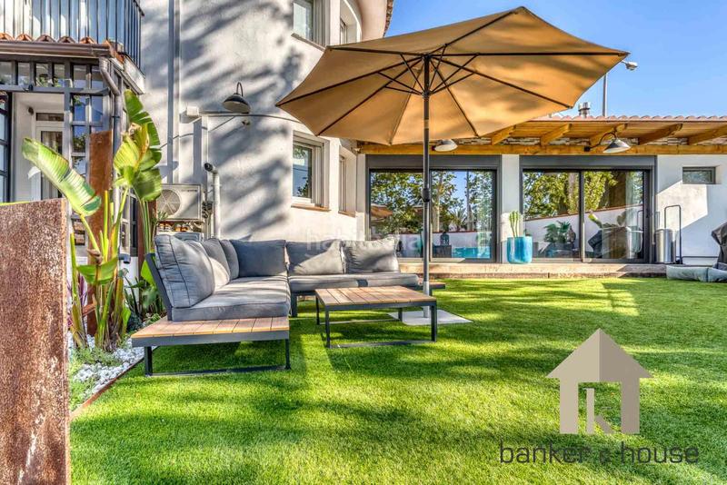 Foto 0f1eed96-1956-4b7d-876d-412c67533321. Casa adosada casa para entrar a vivir en martinica en Cerdanyola del Vallès